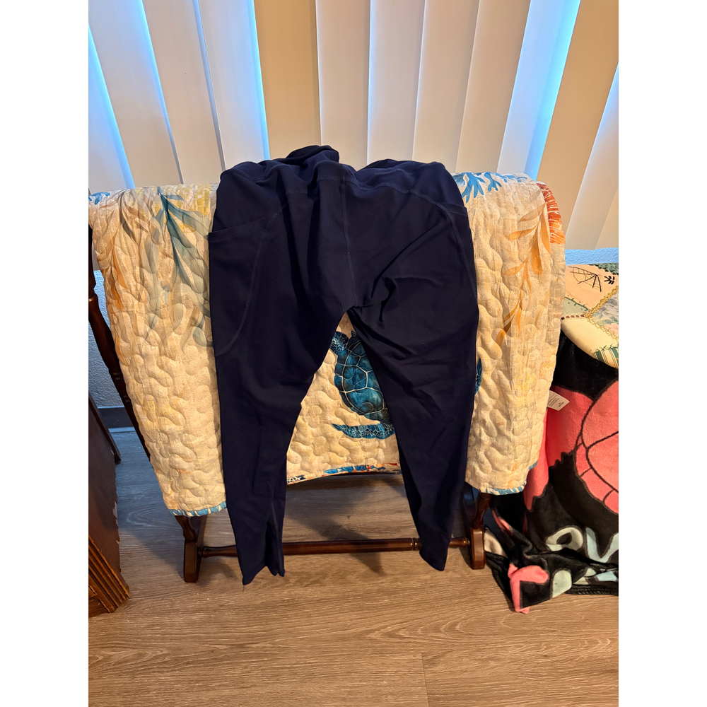 Unkown Navy blue leggings size small in Black